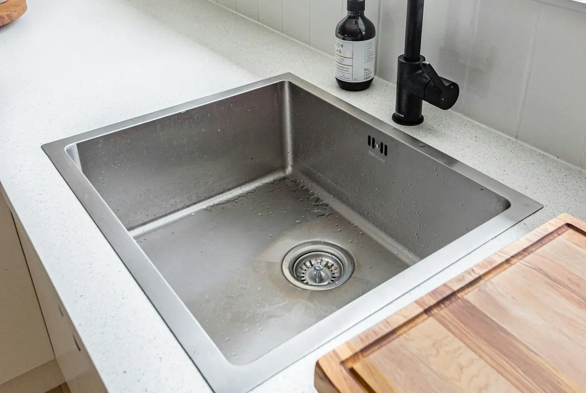Illustratie bij: Verstopte wc of afvoer in Driebergen: zelf proberen of bellen?